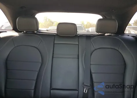 2019 Mercedes-Benz Glc 300 4Matic z USA, uszkodzony, nr VIN WDC0G4KB4KV126668